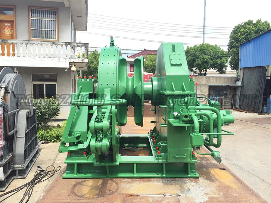 Hydraulic Windlass 01