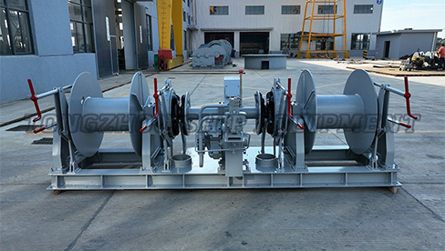 Hydraulic Combined Windlass And Mooring Winch